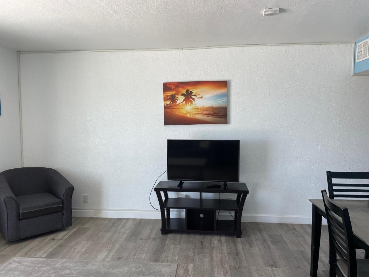 Sandalwood Beach Resort North Redington Beach Esterno foto