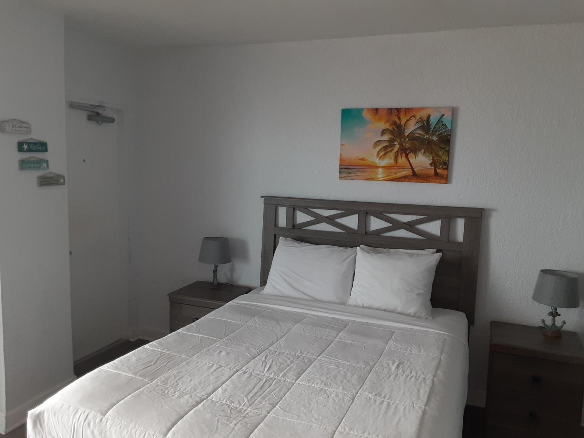 Sandalwood Beach Resort North Redington Beach Esterno foto