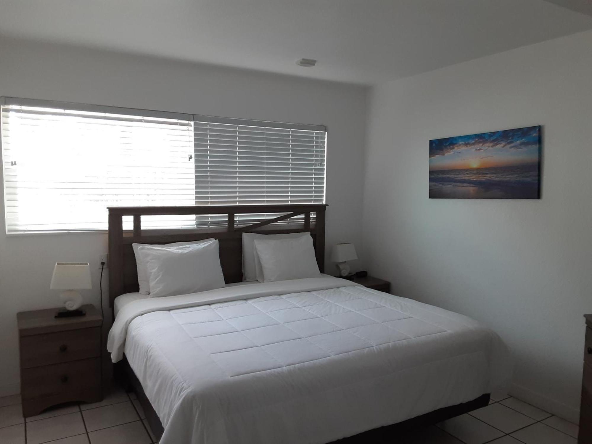 Sandalwood Beach Resort North Redington Beach Esterno foto